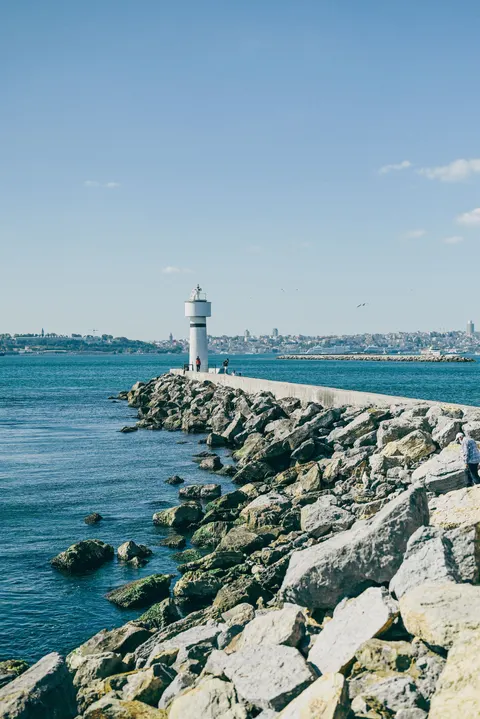 Lighthouse Phone Wallpaper · vertical · 1440×2157