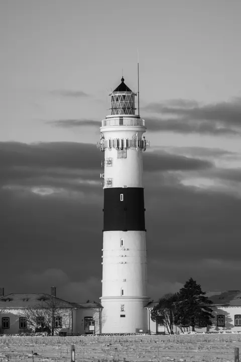 Lighthouse Phone Wallpaper · vertical · 1440×2160