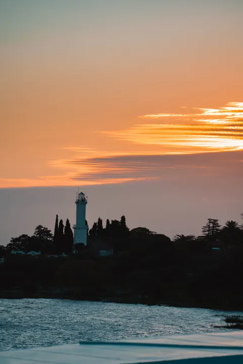 Lighthouse Phone Wallpaper · vertical · 1440×2160