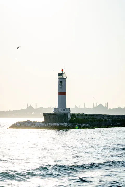 Lighthouse Phone Wallpaper · vertical · 1440×2160