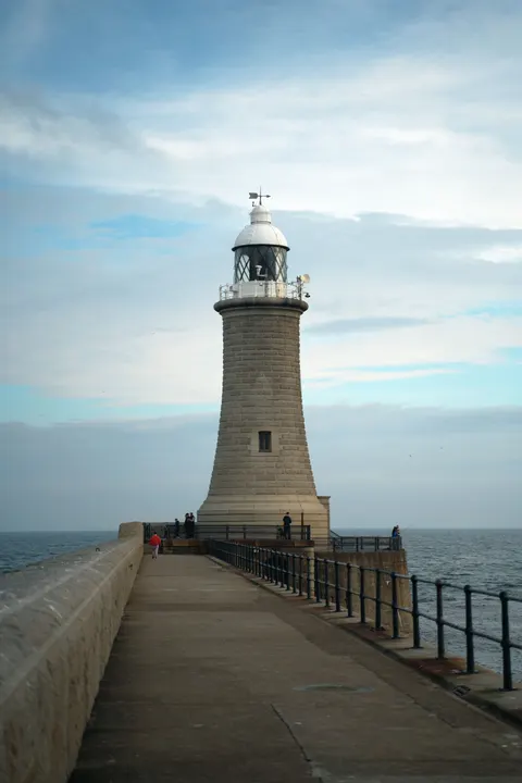 Lighthouse Phone Wallpaper · vertical · 1440×2160