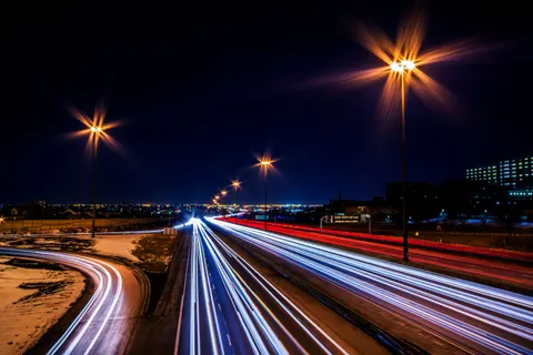 Light Trails 4K Wallpaper · city · 3840×2560