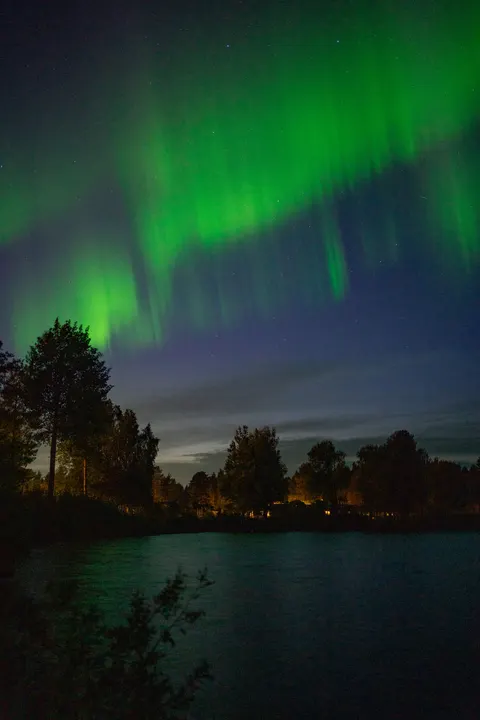 Aurora Phone Wallpaper · vertical · 1440×2160
