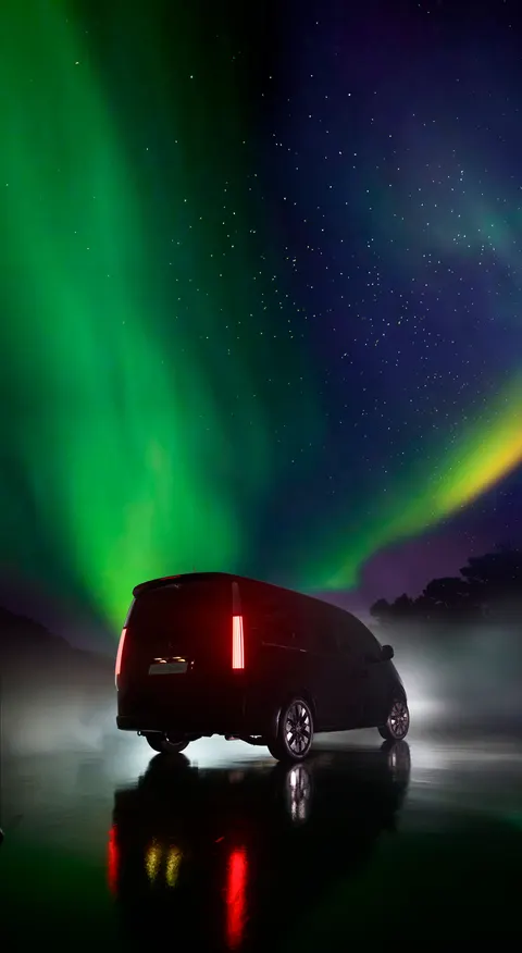 Aurora Phone Wallpaper · vertical · 1440×2630