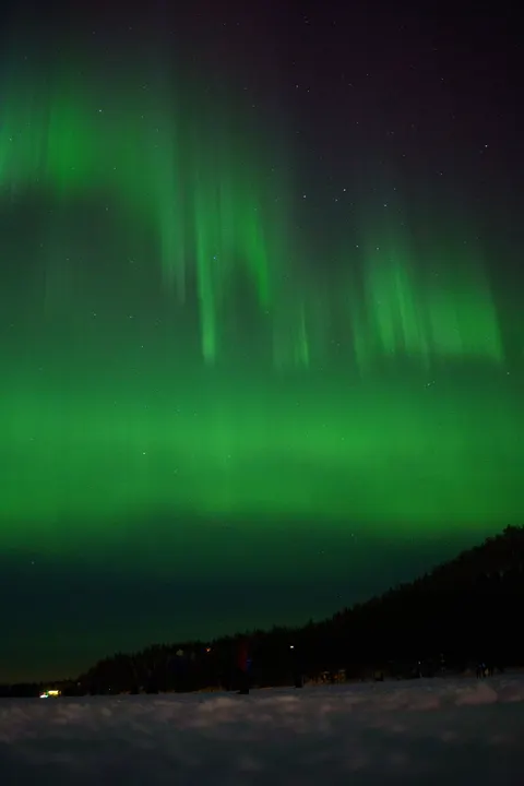 Aurora Phone Wallpaper · vertical · 1440×2160
