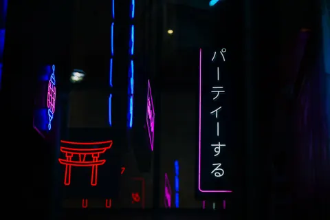 Neon City Street 4K Wallpaper · city · 3840×2560