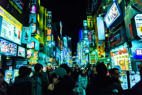 霓虹街道 4K桌布 · city · 3840×2560