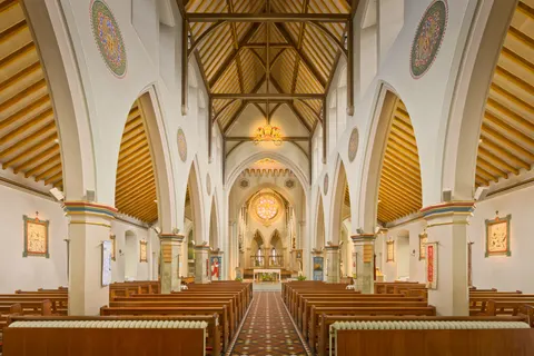 Cathedral 4K Wallpaper · architecture · 3840×2559
