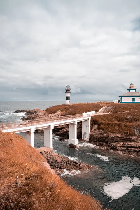 Lighthouse Phone Wallpaper · vertical · 1440×2160