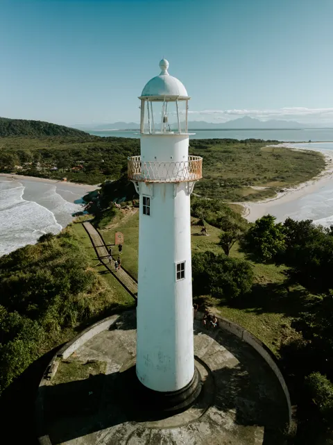 Lighthouse Phone Wallpaper · vertical · 1440×1920