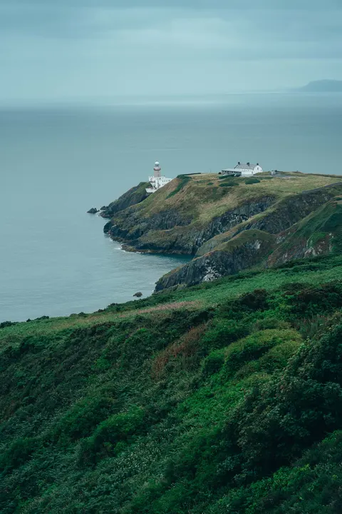 Lighthouse Phone Wallpaper · vertical · 1440×2160