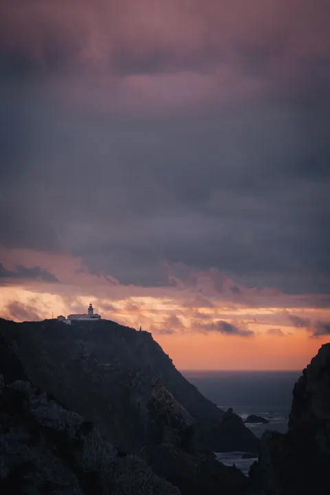 Lighthouse Phone Wallpaper · vertical · 1440×2160