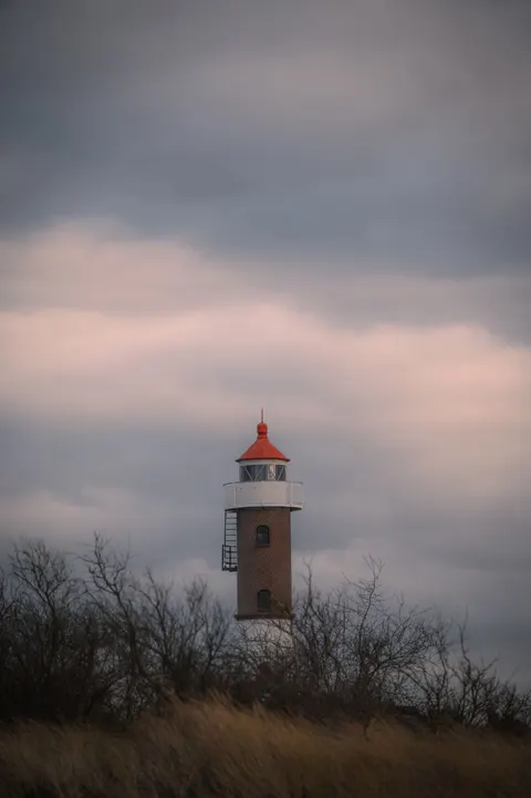 Lighthouse Phone Wallpaper · vertical · 1440×2164