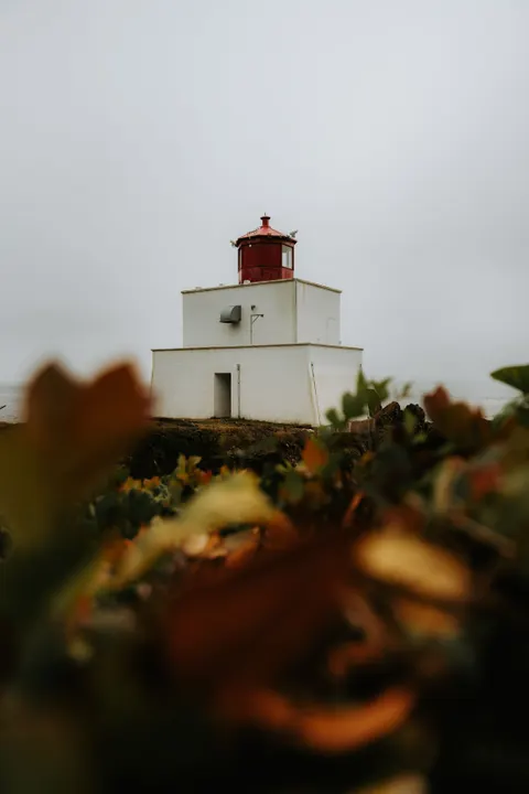 Lighthouse Phone Wallpaper · vertical · 1440×2160