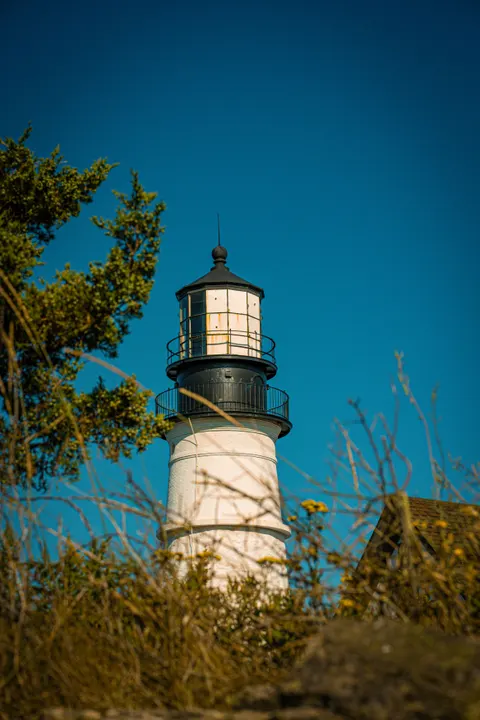 Lighthouse Phone Wallpaper · vertical · 1440×2160