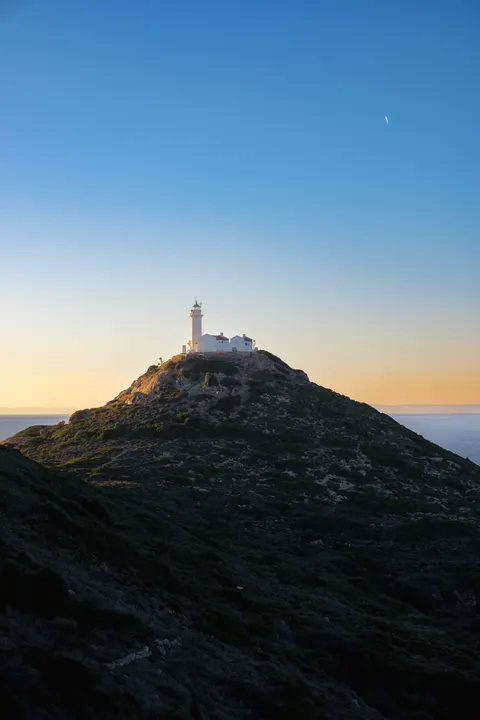 Lighthouse Phone Wallpaper · vertical · 1440×2160