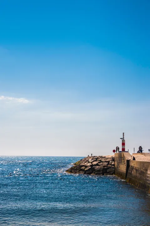 Lighthouse Phone Wallpaper · vertical · 1440×2160