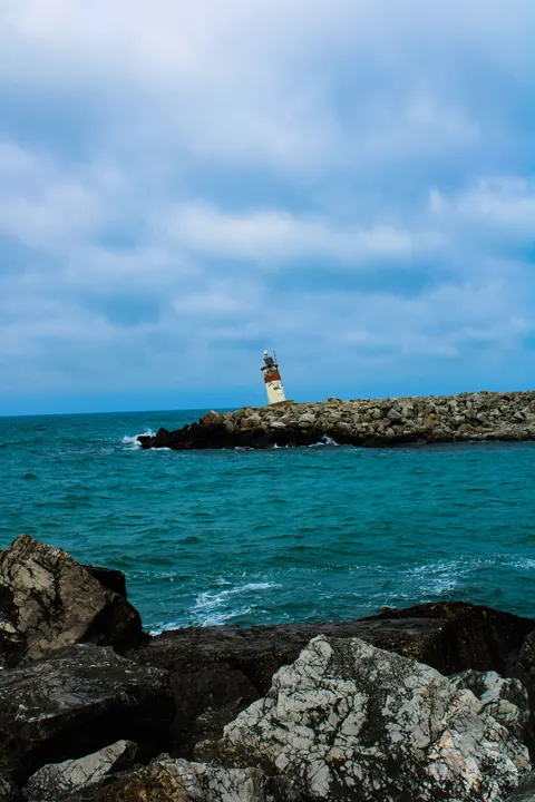 Lighthouse Phone Wallpaper · vertical · 1440×2160