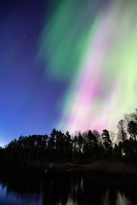 Aurora Phone Wallpaper · vertical · 1440×2157
