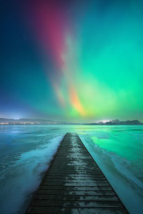 Aurora Phone Wallpaper · vertical · 1440×2160