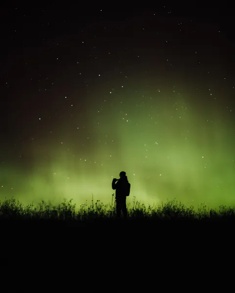Aurora Phone Wallpaper · vertical · 1440×1800