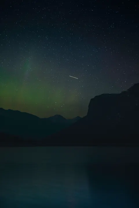 Aurora Phone Wallpaper · vertical · 1440×2159