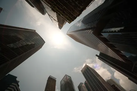 摩天大楼 4K壁纸 · city · 3840×2560