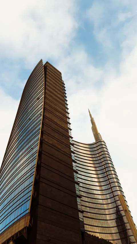 Tall Tower Phone Wallpaper · vertical · 1440×2560