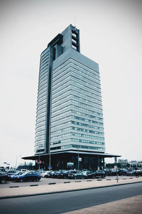 Tall Tower Phone Wallpaper · vertical · 1440×2160