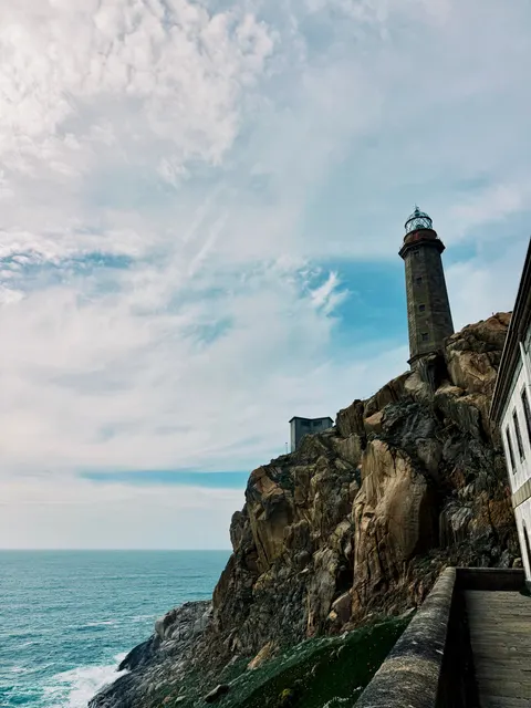 Lighthouse Phone Wallpaper · vertical · 1440×1920