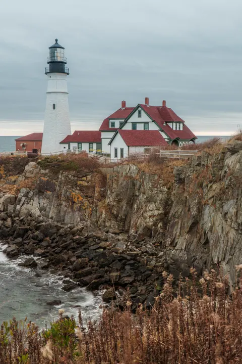 Lighthouse Phone Wallpaper · vertical · 1440×2160
