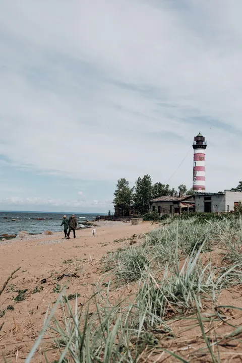 Lighthouse Phone Wallpaper · vertical · 1440×2160