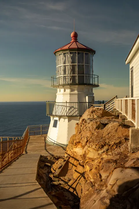 Lighthouse Phone Wallpaper · vertical · 1440×2160