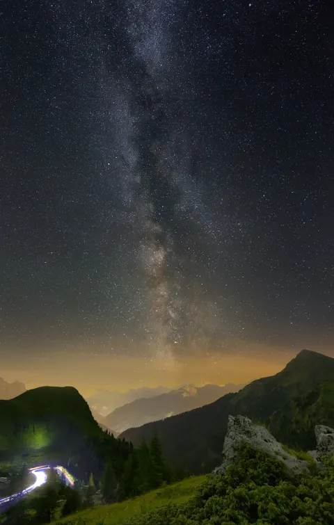 Aurora Phone Wallpaper · vertical · 1440×2263