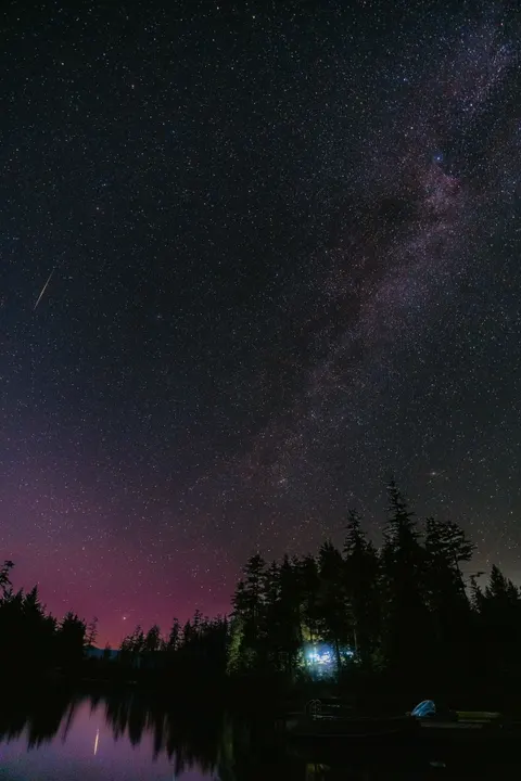 Aurora Phone Wallpaper · vertical · 1440×2160
