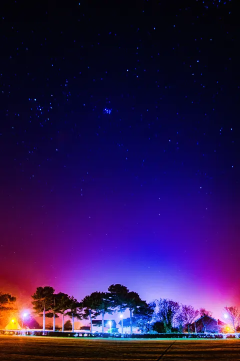 Aurora Phone Wallpaper · vertical · 1440×2160