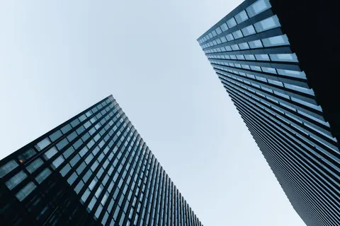 Skyscraper 4K Wallpaper · city · 3840×2560