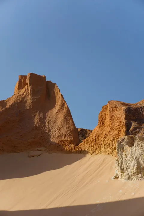 Desert Dunes Phone Wallpaper · vertical · 1440×2160