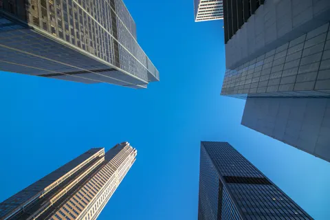 摩天大楼 4K壁纸 · city · 3840×2560