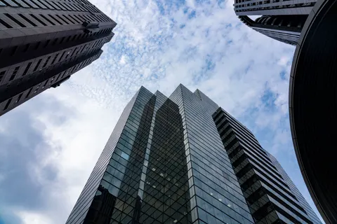 摩天大楼 4K壁纸 · city · 3840×2561