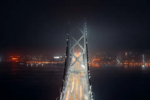 City Bridge 4K Wallpaper · city · 3840×2560