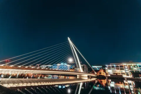 City Bridge 4K Wallpaper · city · 3840×2560