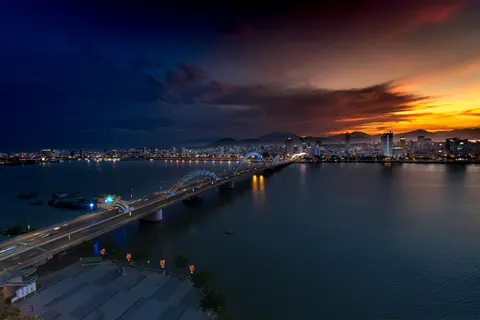 City Bridge 4K Wallpaper · city · 3840×2561