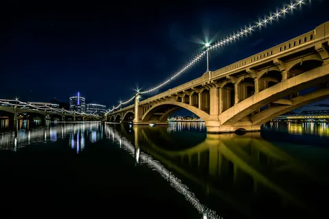 City Bridge 4K Wallpaper · city · 3840×2563