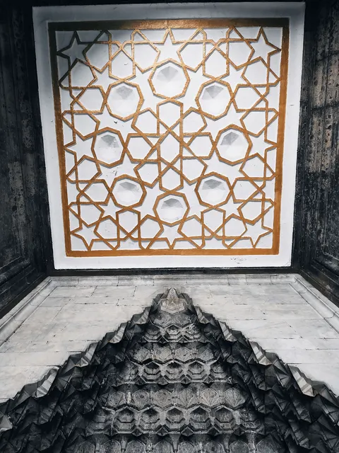 Geometric Art Phone Wallpaper · illustration · 1440×1920