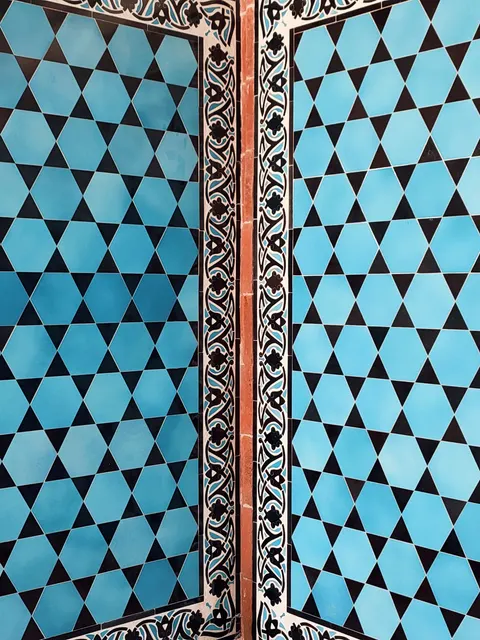 Geometric Art Phone Wallpaper · illustration · 1440×1920