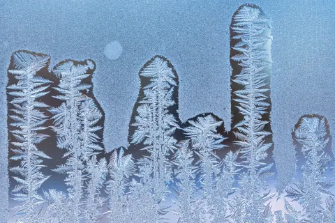 خلفية زجاج بلوري بدقة 4K · abstract · 3840×2560