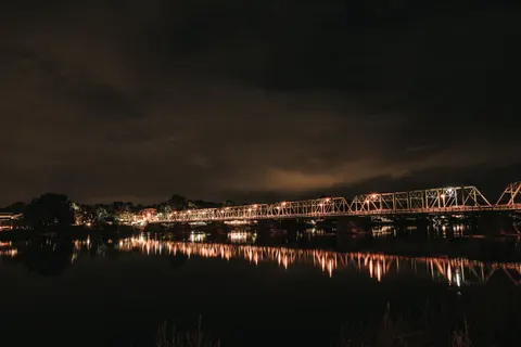 City Bridge 4K Wallpaper · city · 3840×2560