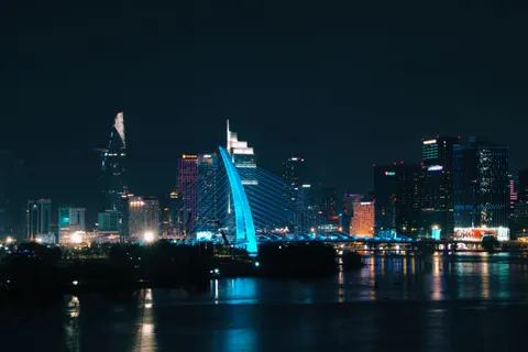 والپیپر پل شهری با کیفیت 4K · city · 3840×2560