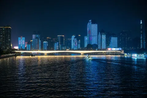 والپیپر پل شهری با کیفیت 4K · city · 3840×2560